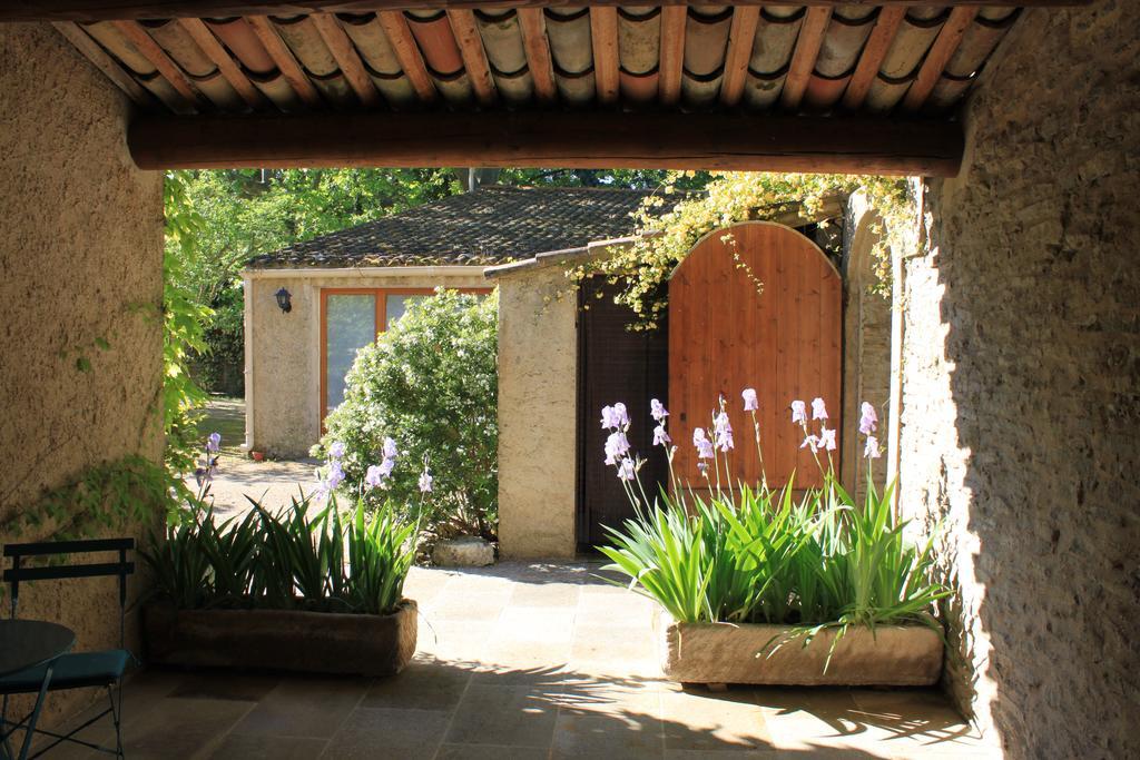 Hotel Mas De Cure Bourse LʼIsle-sur-la-Sorgue Exteriér fotografie